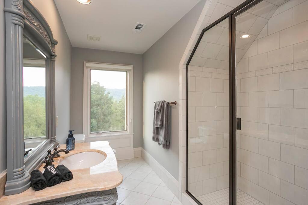 Supreme Luxury For Discerning Tastes Villa Nashville Eksteriør bilde
