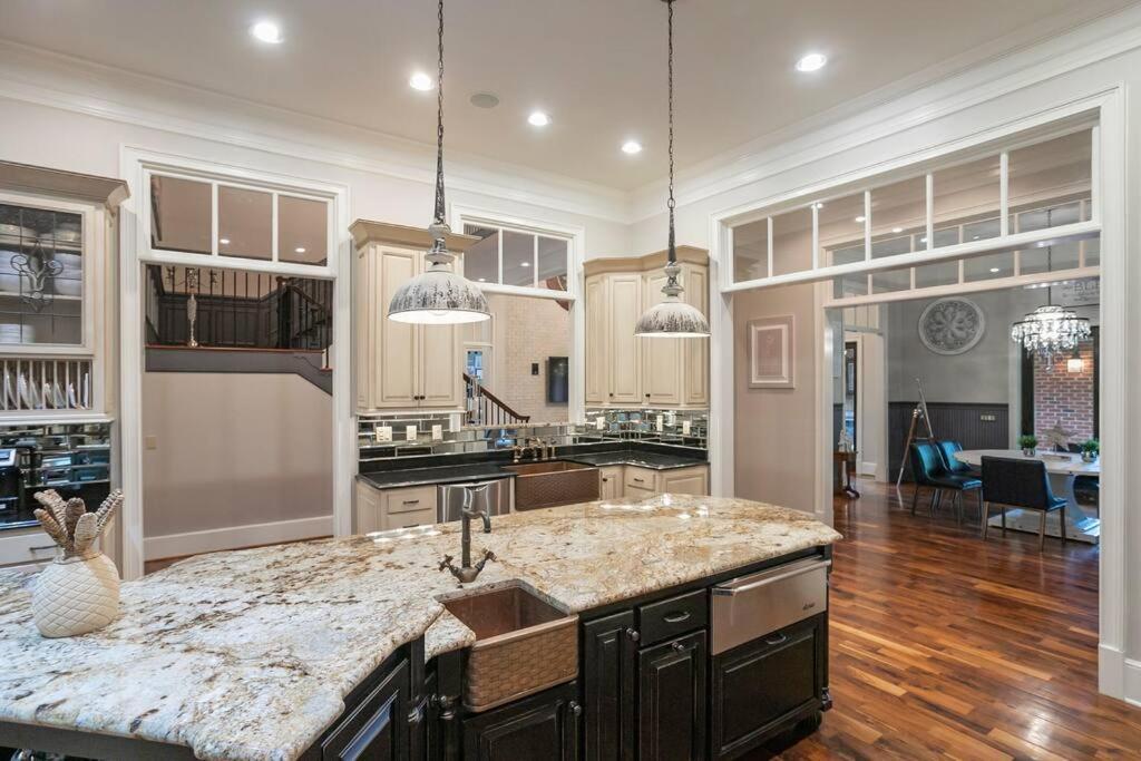 Supreme Luxury For Discerning Tastes Villa Nashville Eksteriør bilde